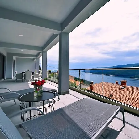 Apartment Vanilla II With Beautiful Seaview Rabac Exteriér fotografie